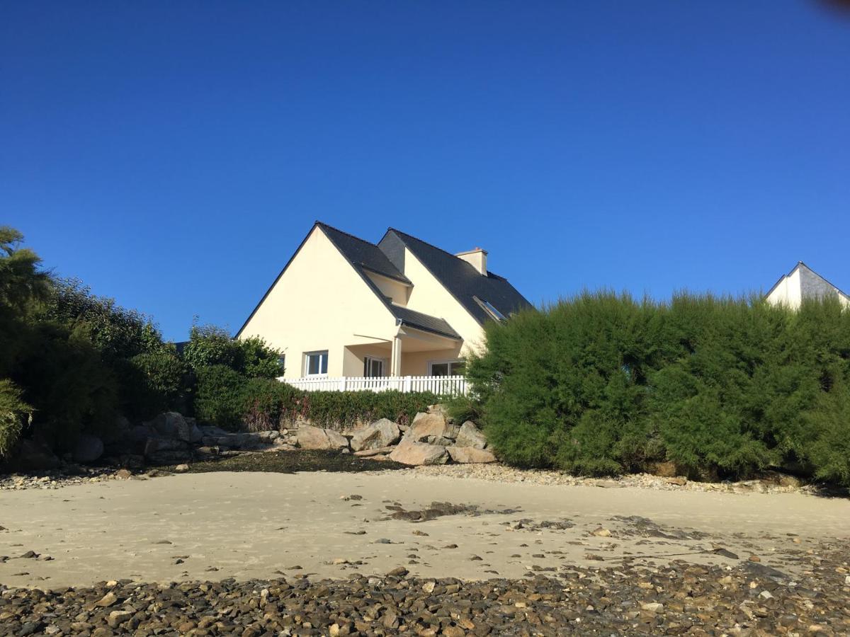 Maison Les Pieds Dans L Eau Roscoff Luaran gambar